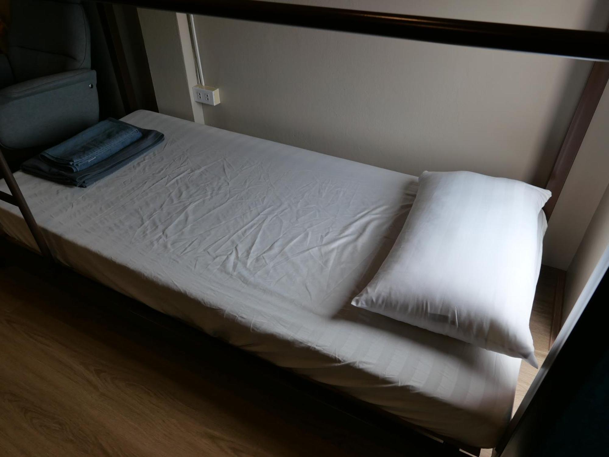 Films House Hostel Bangsaen Εξωτερικό φωτογραφία