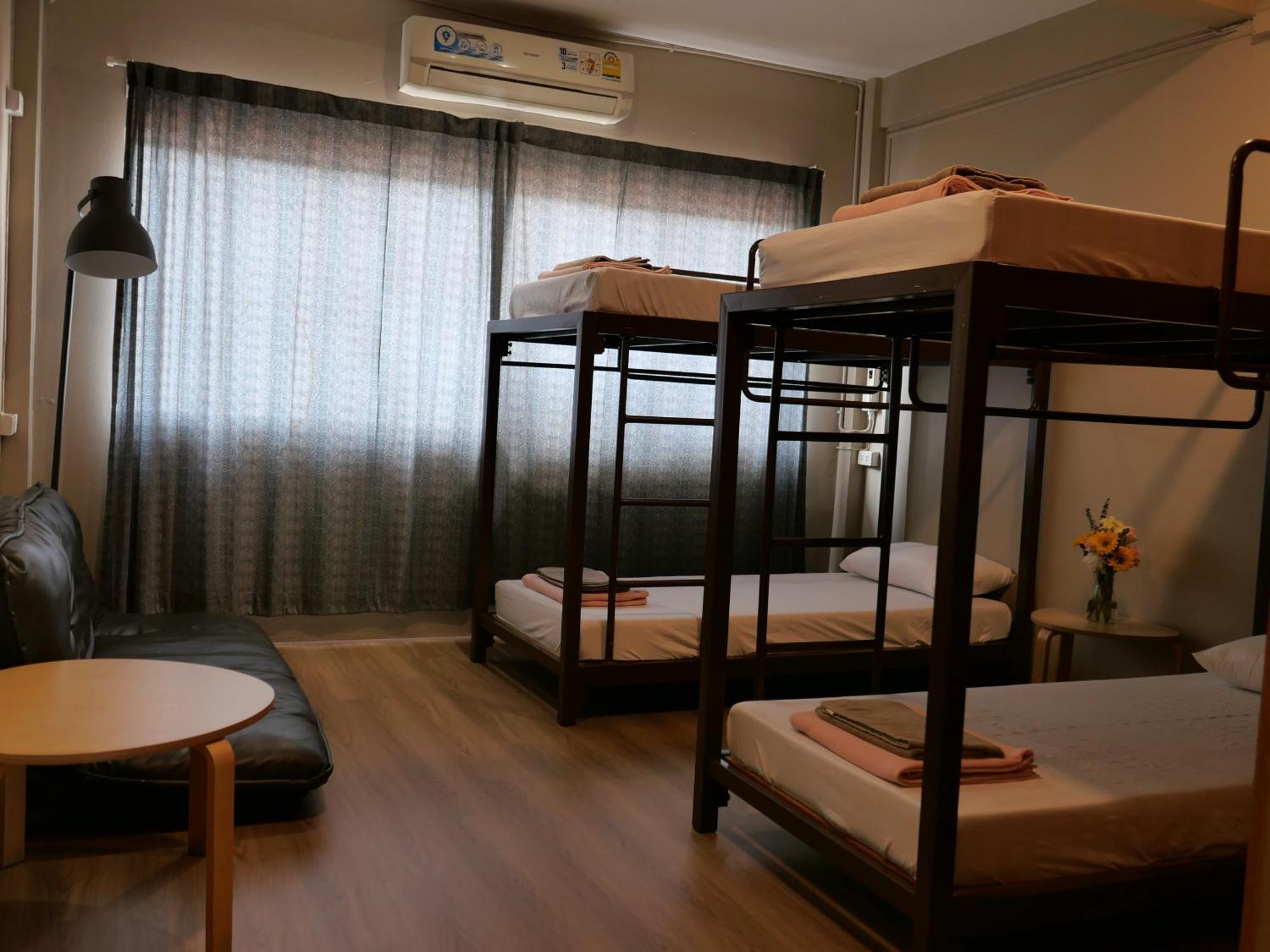 Films House Hostel Bangsaen Εξωτερικό φωτογραφία