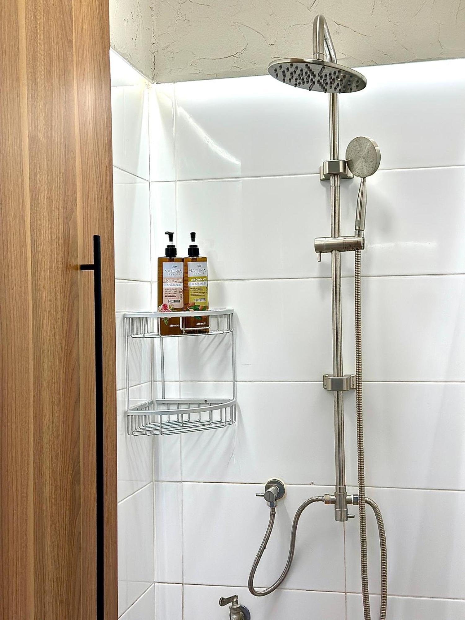 Films House Hostel Bangsaen Εξωτερικό φωτογραφία