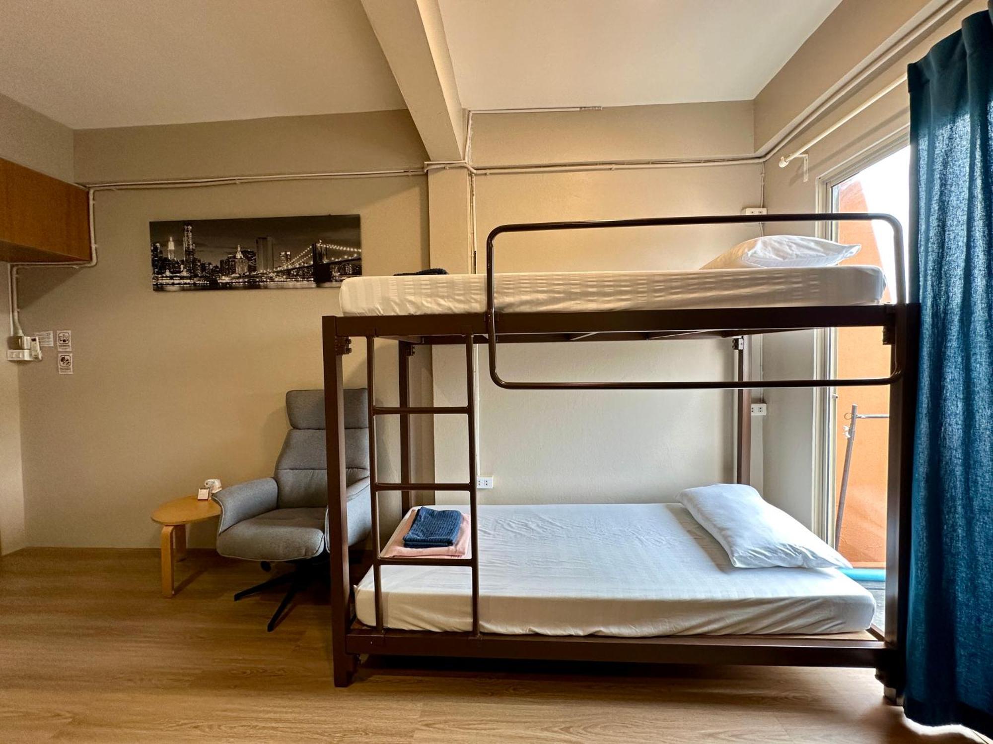 Films House Hostel Bangsaen Εξωτερικό φωτογραφία